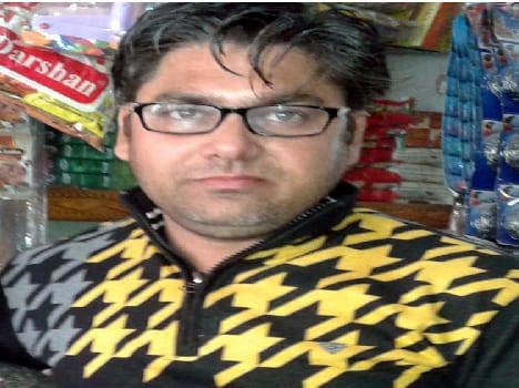 Troubled businessman from Pilibhit - Izatnagar rail block